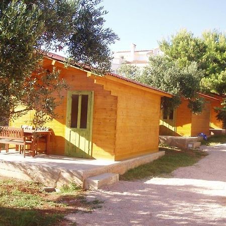 Tribalj Bungalows Starine Tribunj מראה חיצוני תמונה